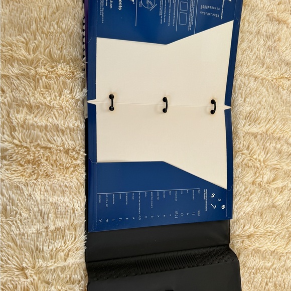 Vintage Mead Trapper Keeper with 2 original vintage folders - Picture 10 of 14